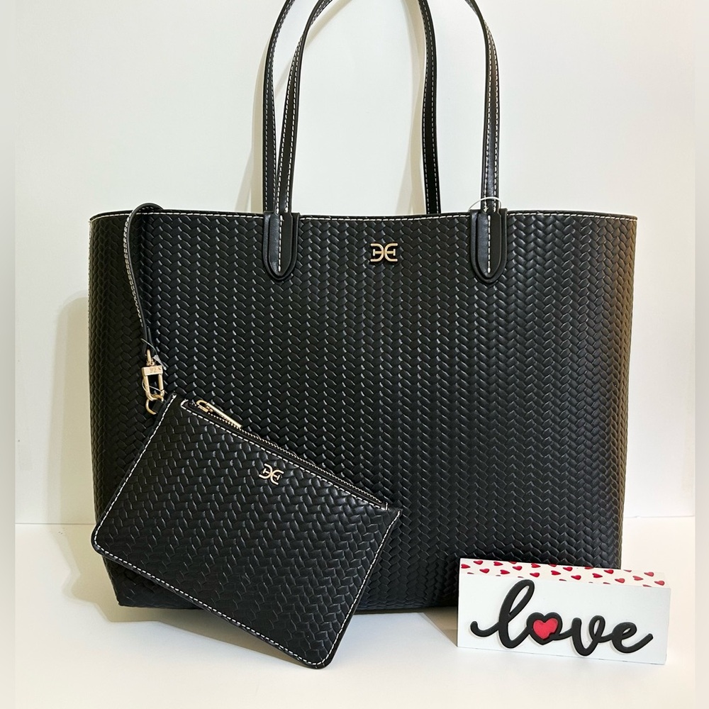 Sam Edelman Lg Elegant Black Tote Bag w/Wristlet. Gorgeous Soft Woven Leather